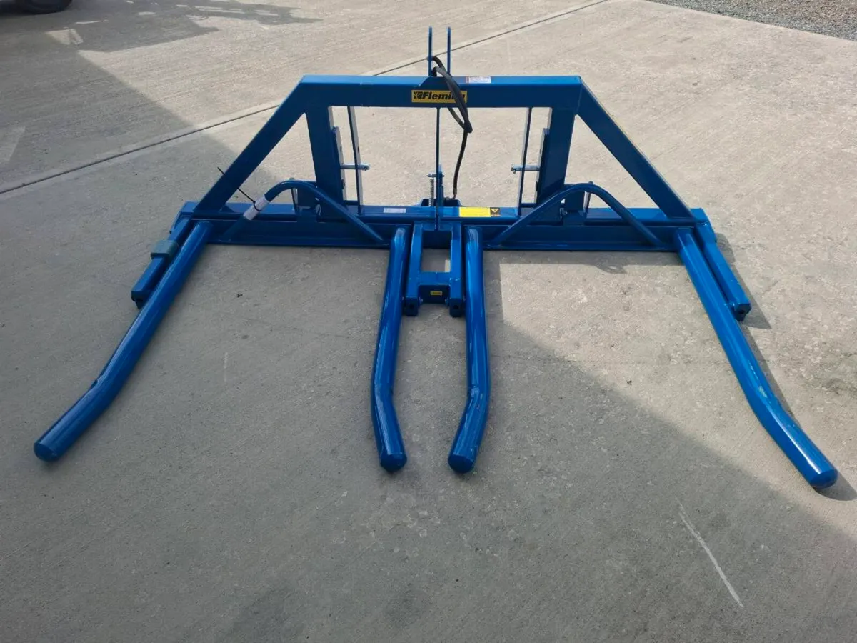 New Fleming double bale lifter - Image 2