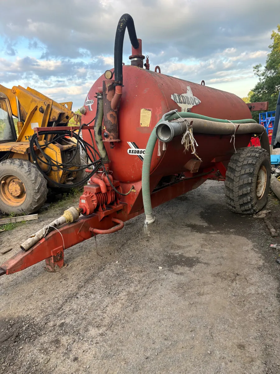 Redrock 1300 G tanker - Image 1