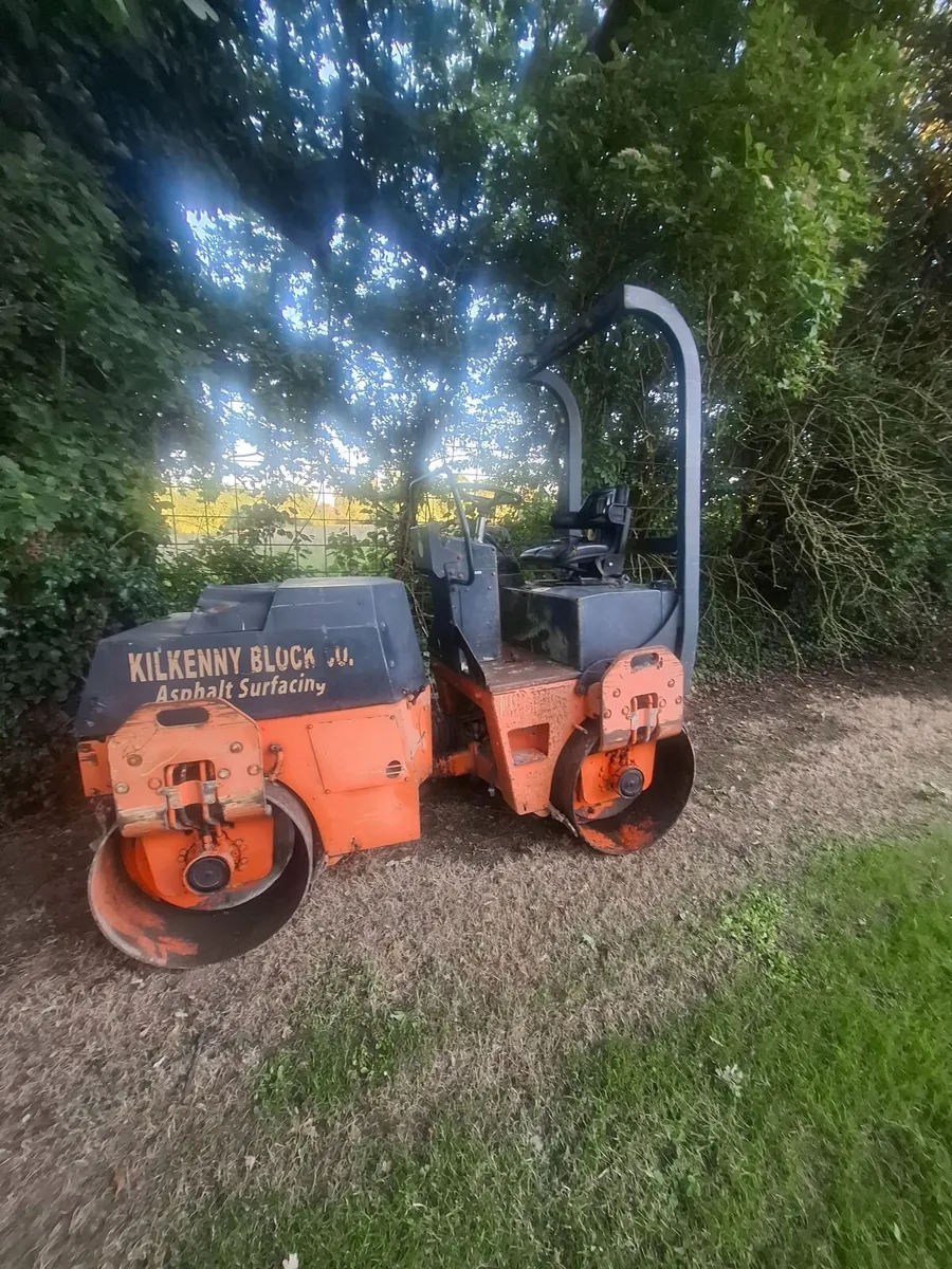 Bomag 120 roller - Image 3