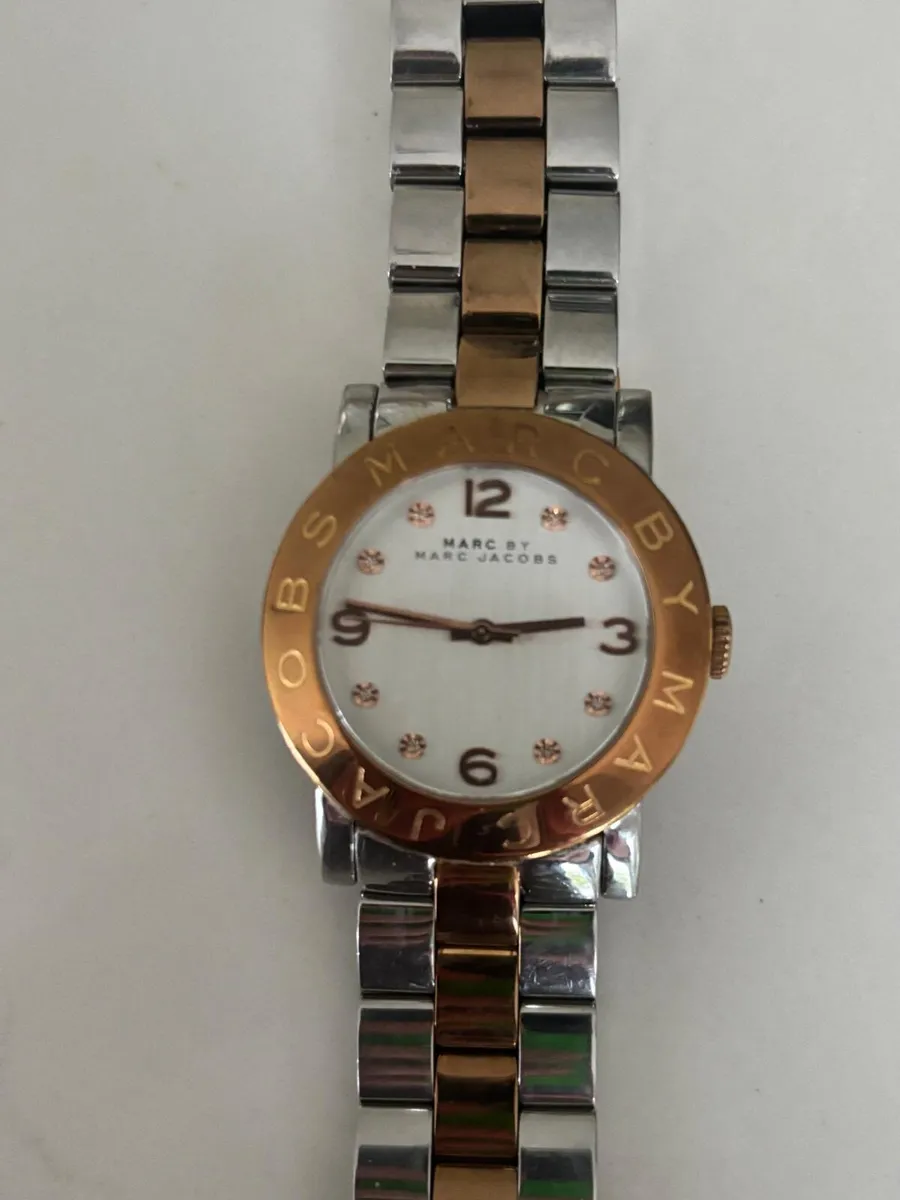 Marc Jacobs ladies watch gold and silver - Image 1