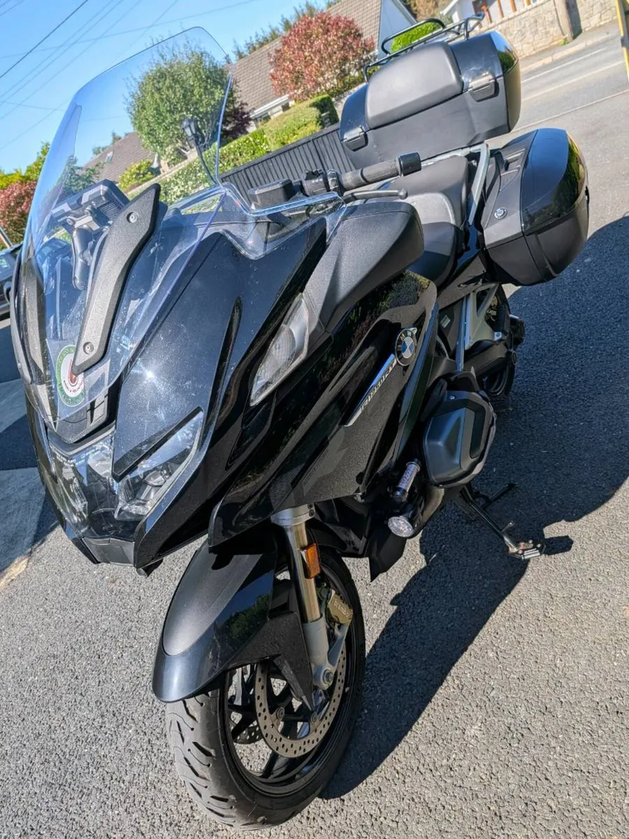 2023 BMW R1250 RT LE - Image 3