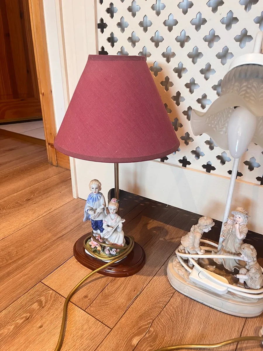 Few lamps - Image 1