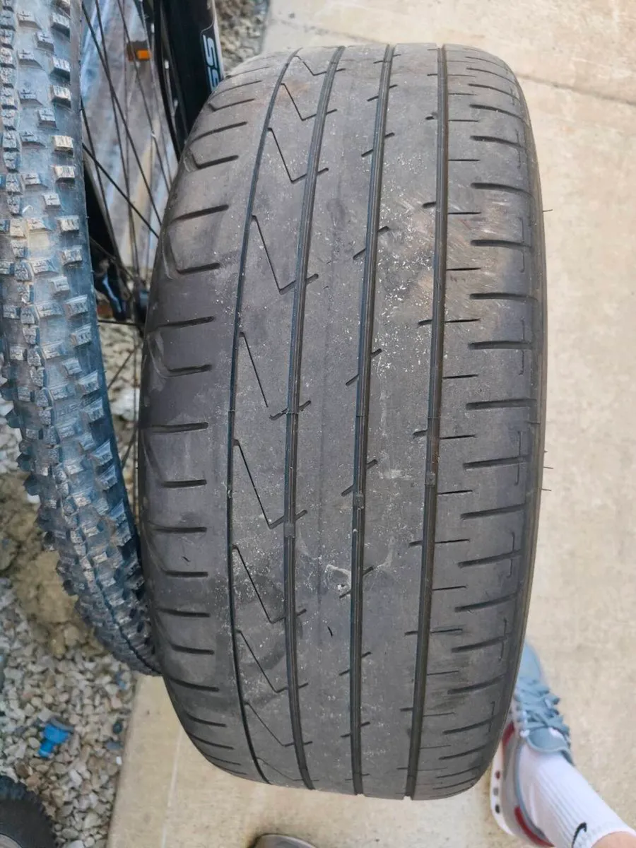 4x 18" alloys & tires BMW 5 Series 2018 - Image 4