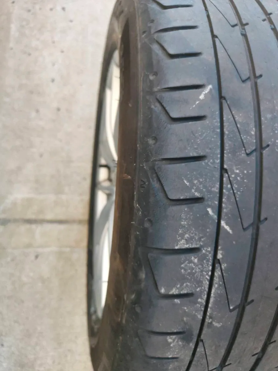 4x 18" alloys & tires BMW 5 Series 2018 - Image 3
