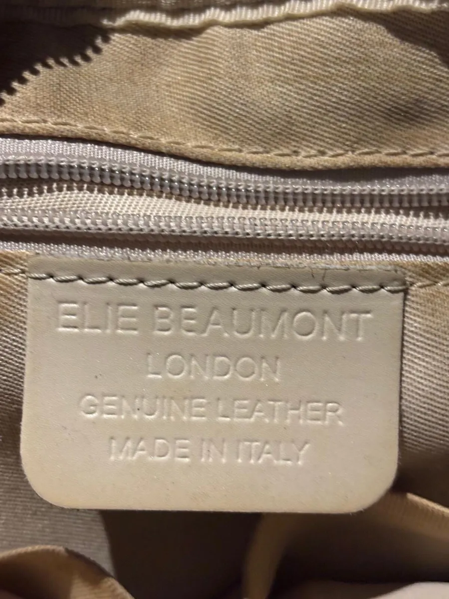Ellie Beaumont leather taupe crossbody ladies bag - Image 4