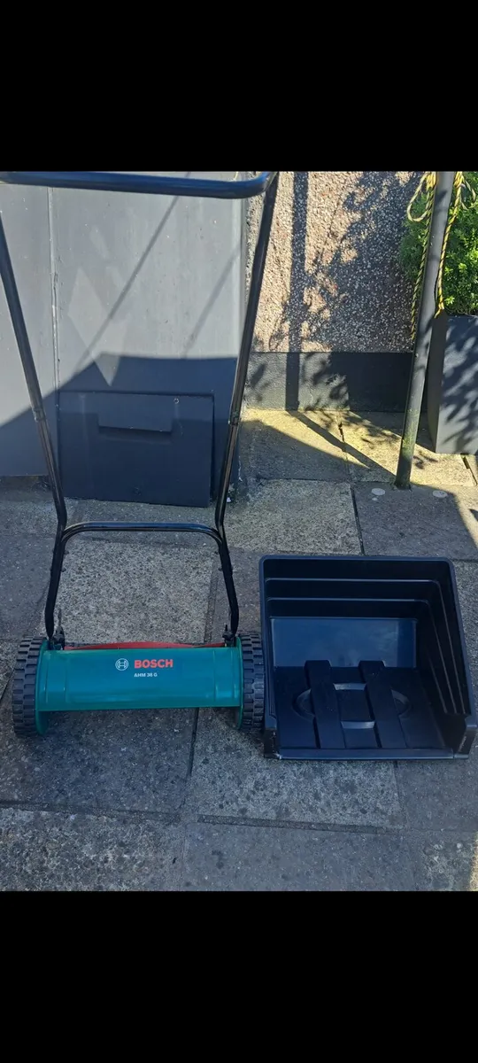 Push lawnmower. - Image 3