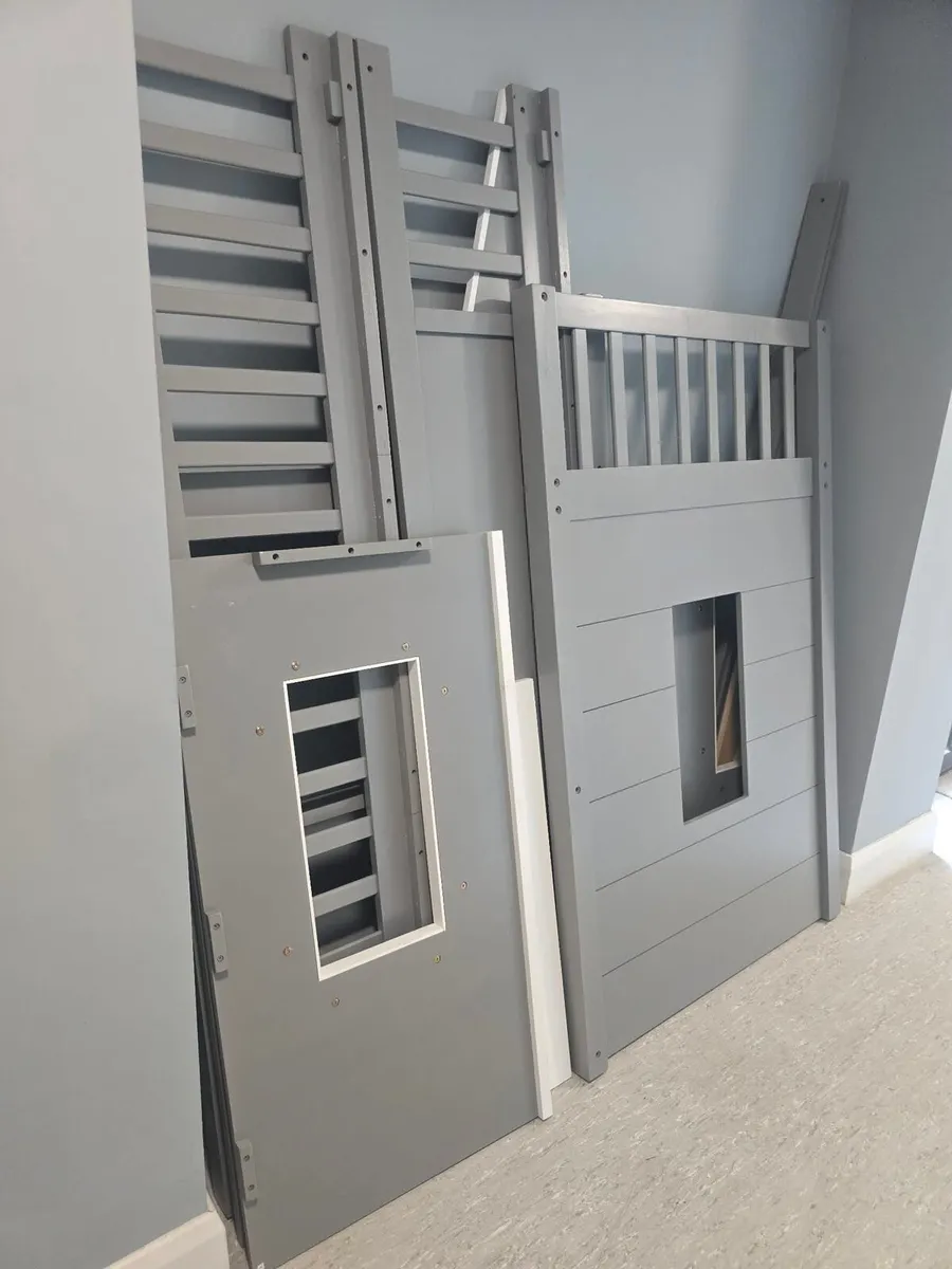 Kids bulk bed loft house - Image 4