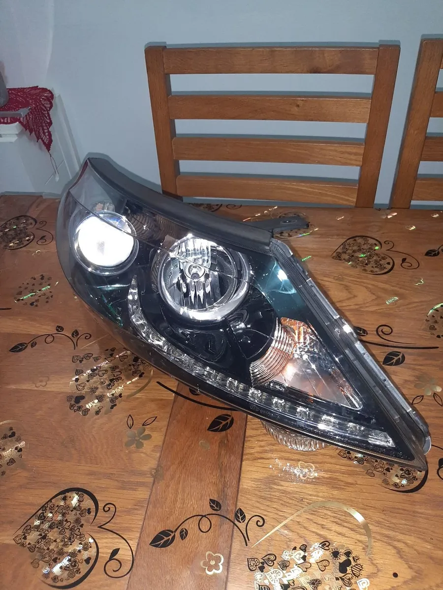 Car part - Image 2