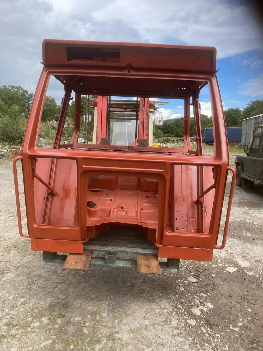 Fiat Cab - Image 1