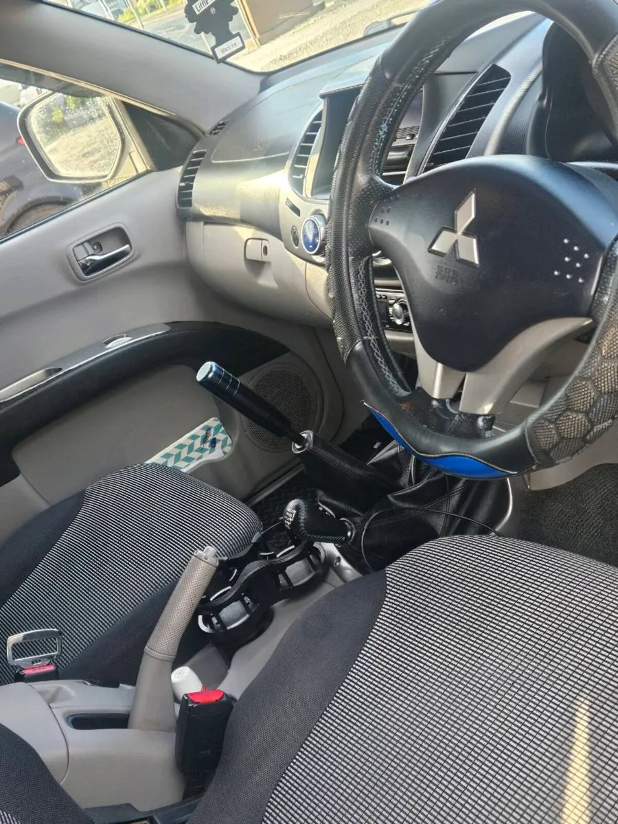 Mitsubishi l200 2008 - Image 3