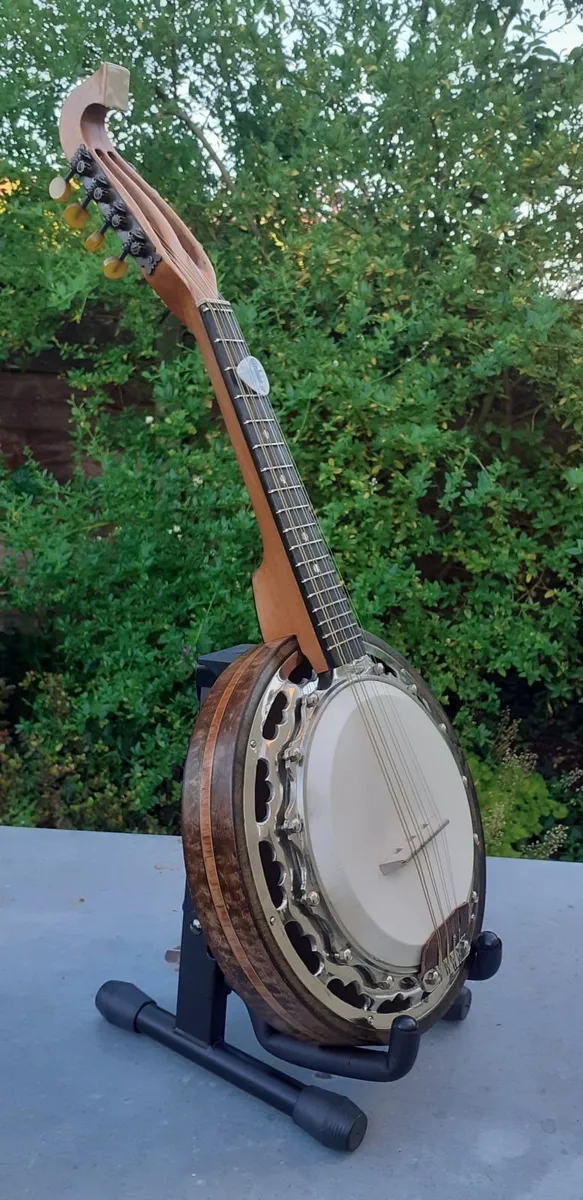 Banjo Mandolin - Image 1