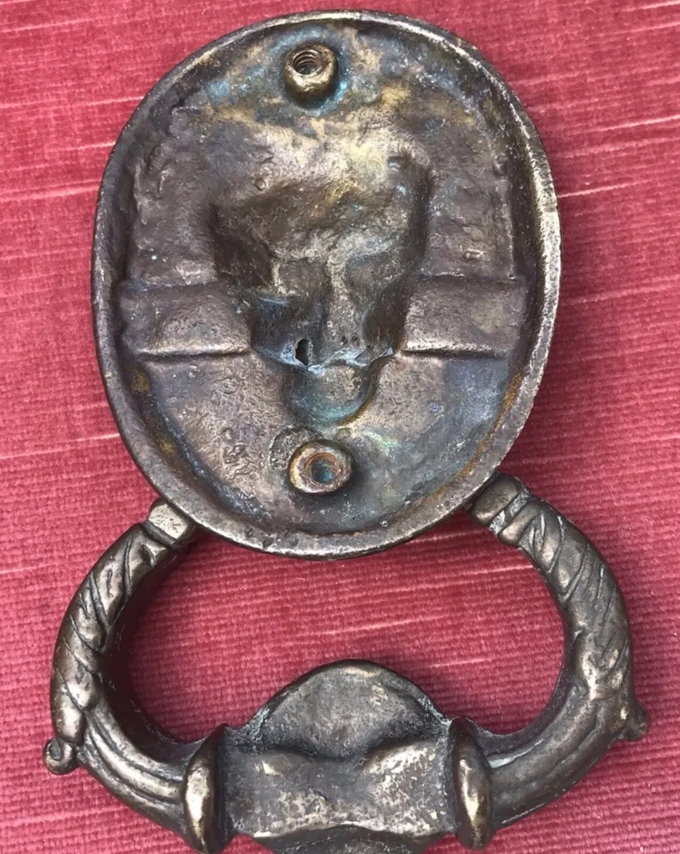 Antique door knocker - Image 4