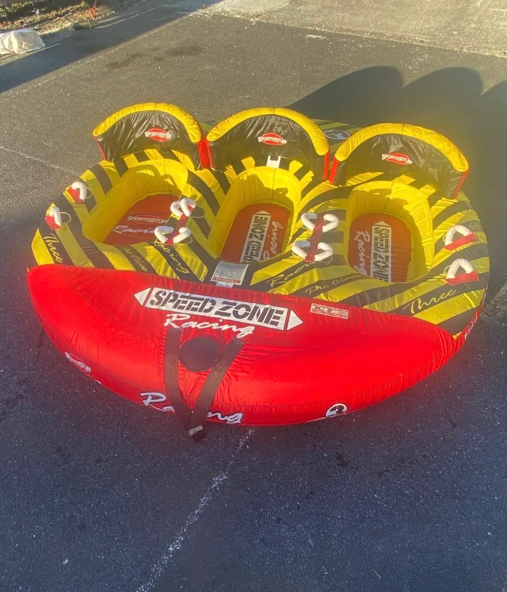 Towable water tube - Image 1