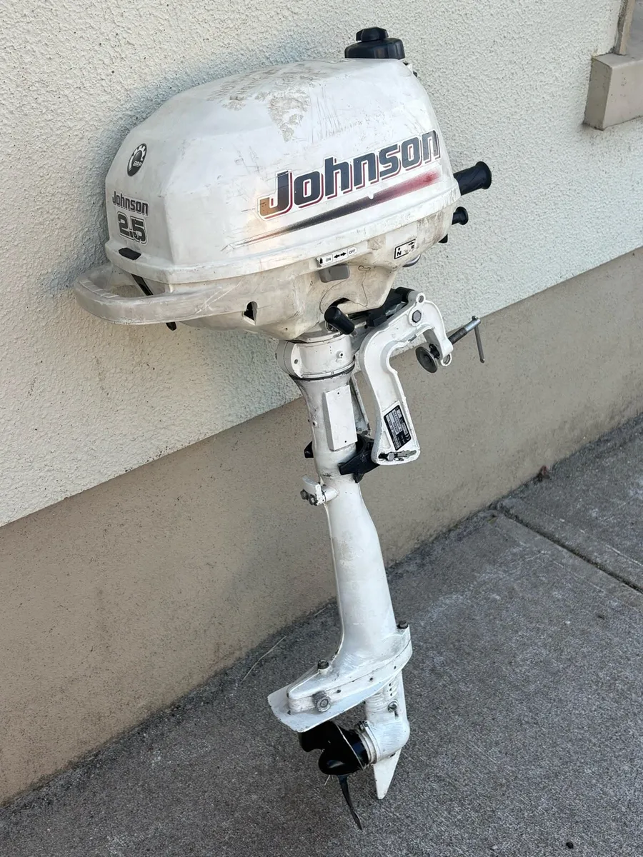 Johnson 2.5hp boat engine - Image 3