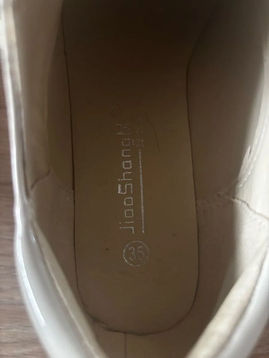 shoes - Image 3
