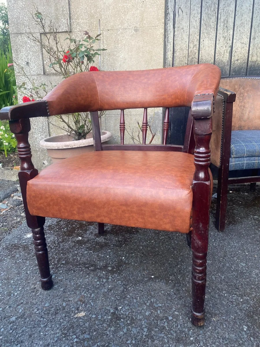Pub Restaurant Chairs - Image 3