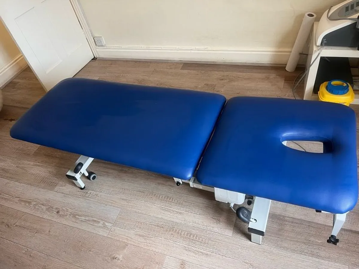 Treatment Plinth - Image 2