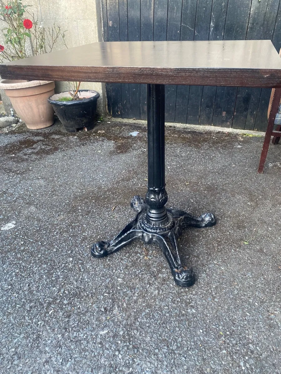 Pub restaurant table - Image 3