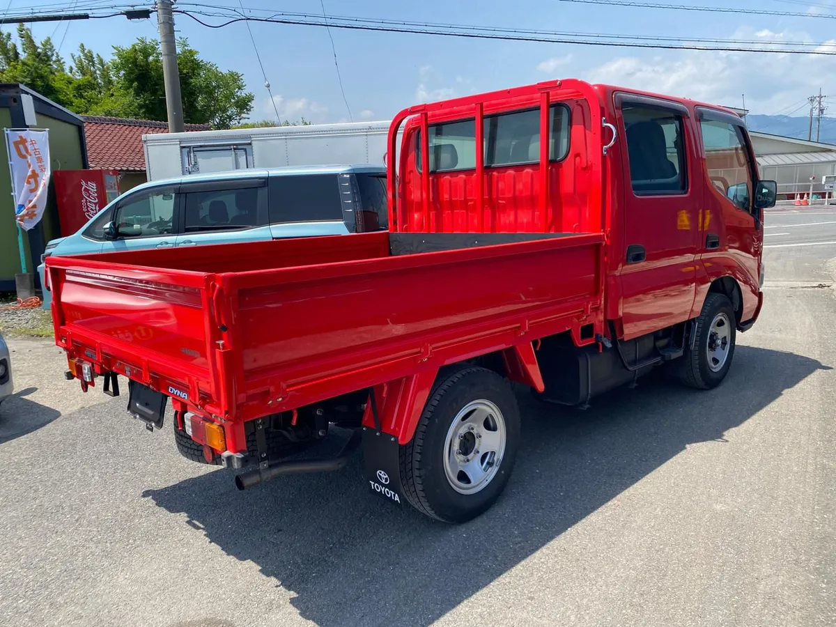 Toyota dyna 2005 6800km!!! from new - Image 3