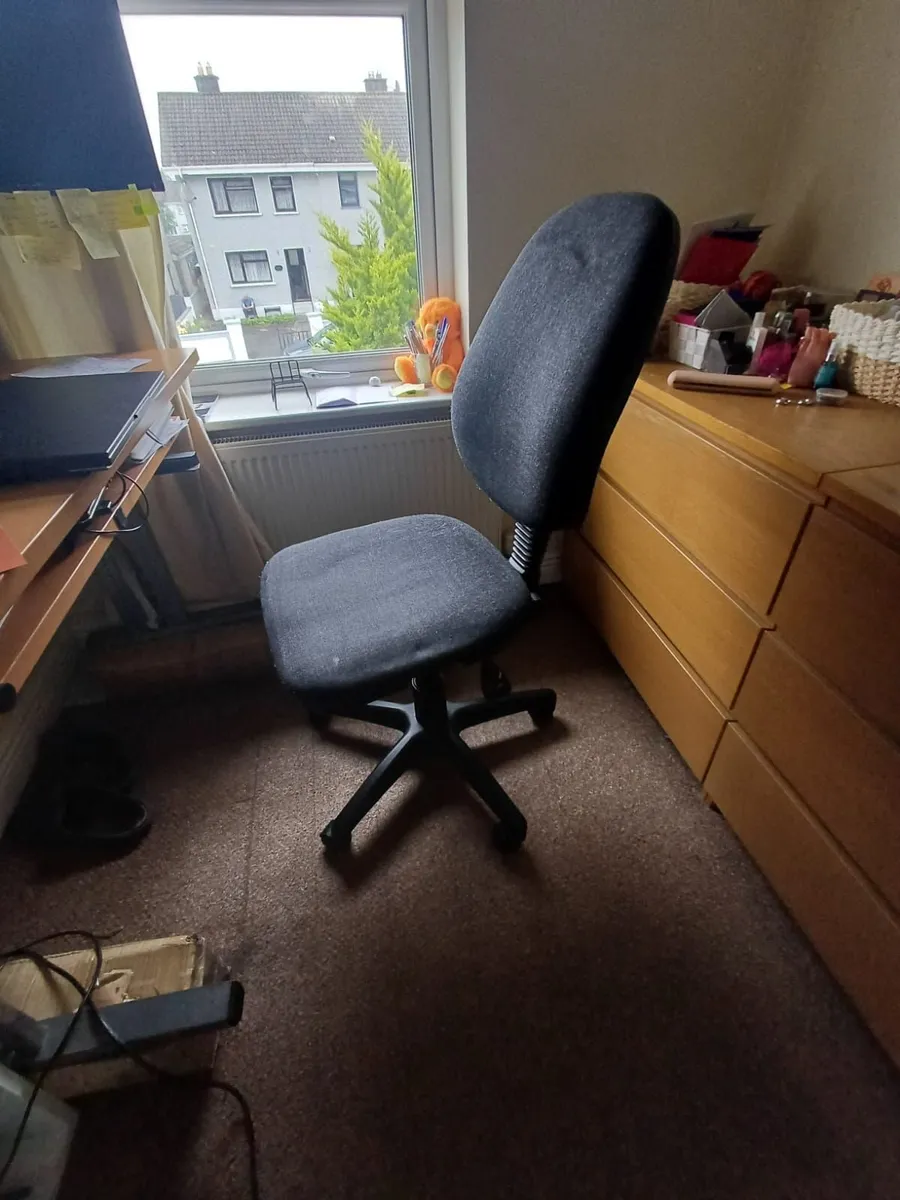 Office Chair - Image 2