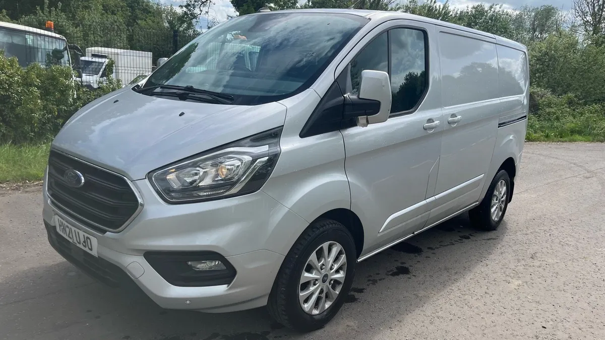 2021 ford transit custom - Image 1