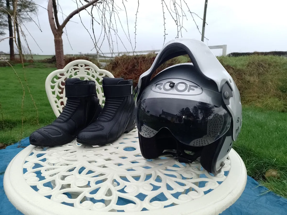BARGAIN LEATHERS £60. HELMET £40. BOOTS £20. - Image 4