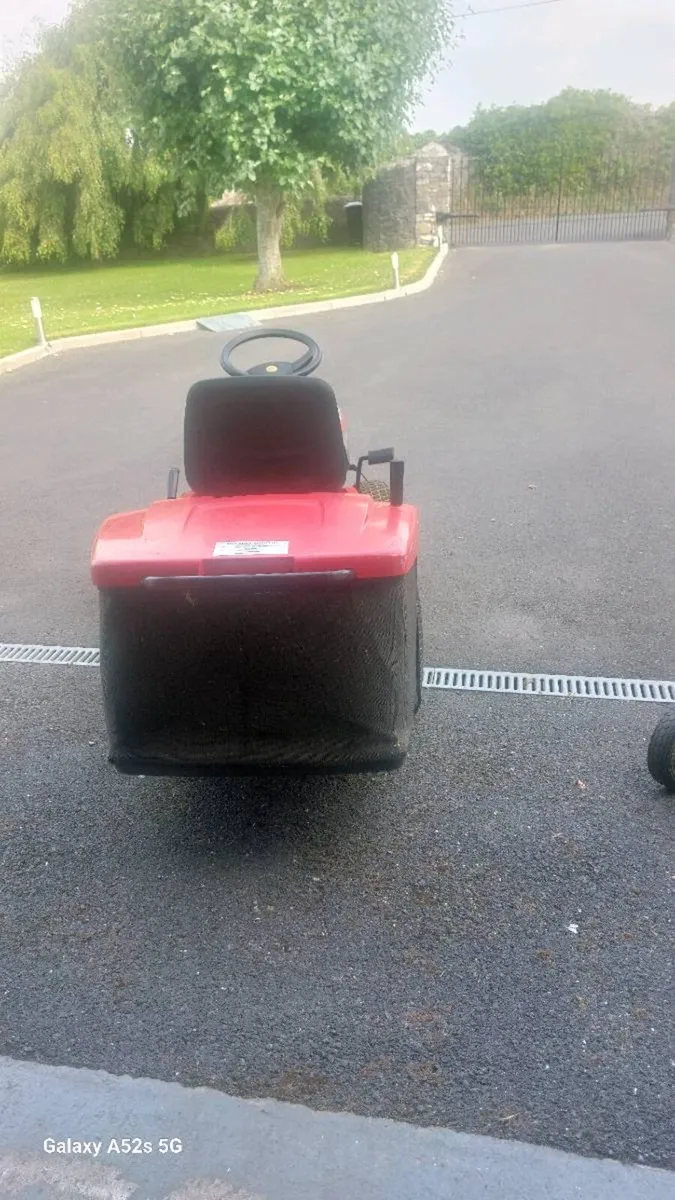 Ride on mower - Image 4