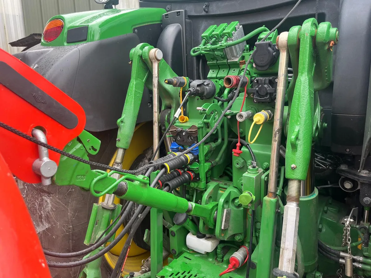 2024 John Deere 6R 155 - Image 3