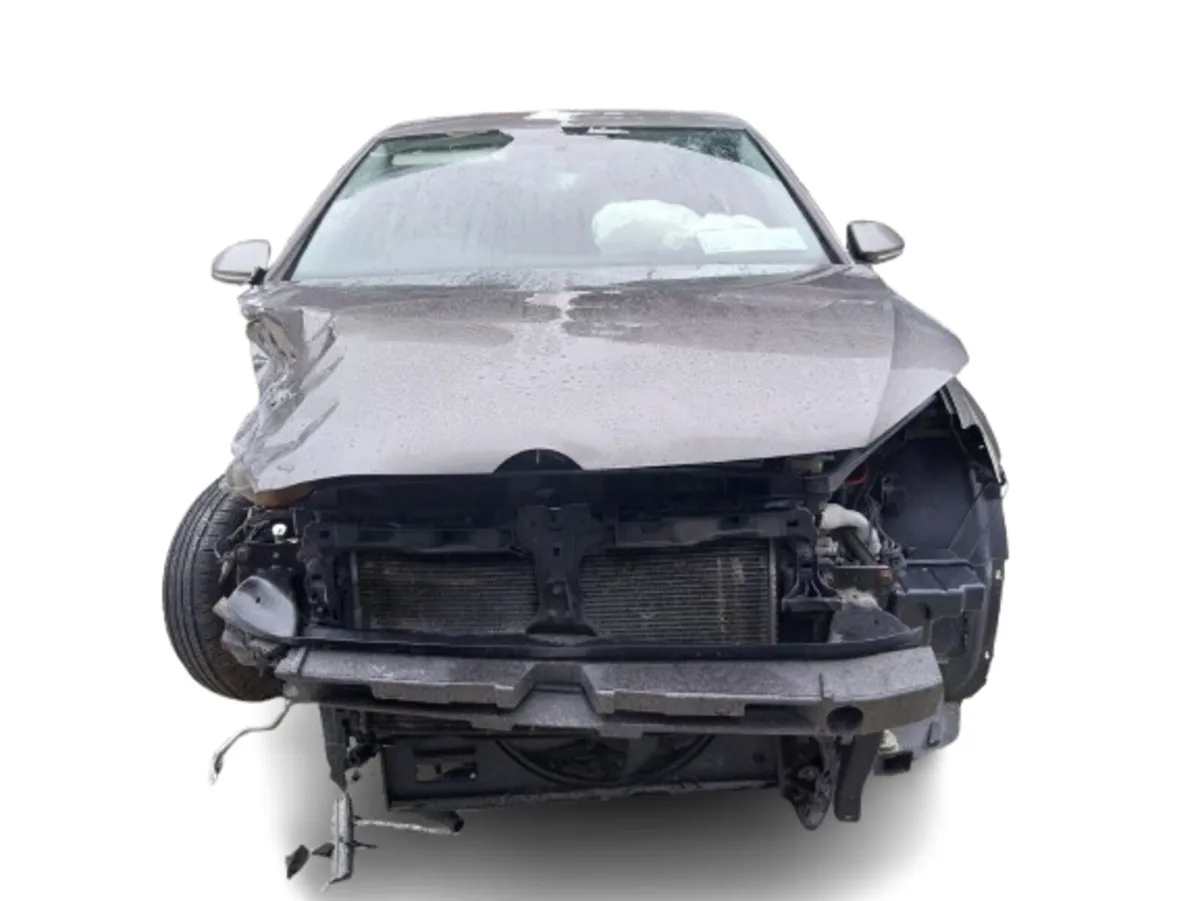 2014 VOLKSWAGEN GOLF For Breaking/Dismantling - Image 2