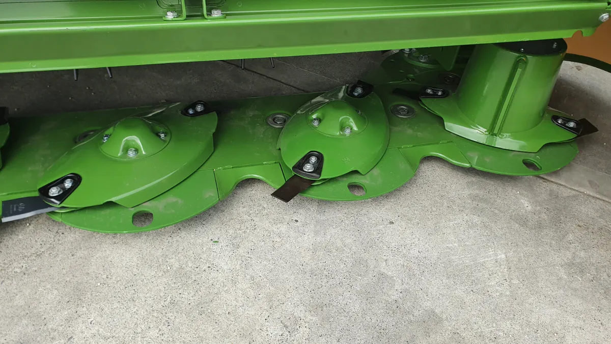 In Stock New Krone Front Mower with Conditioner - Image 2