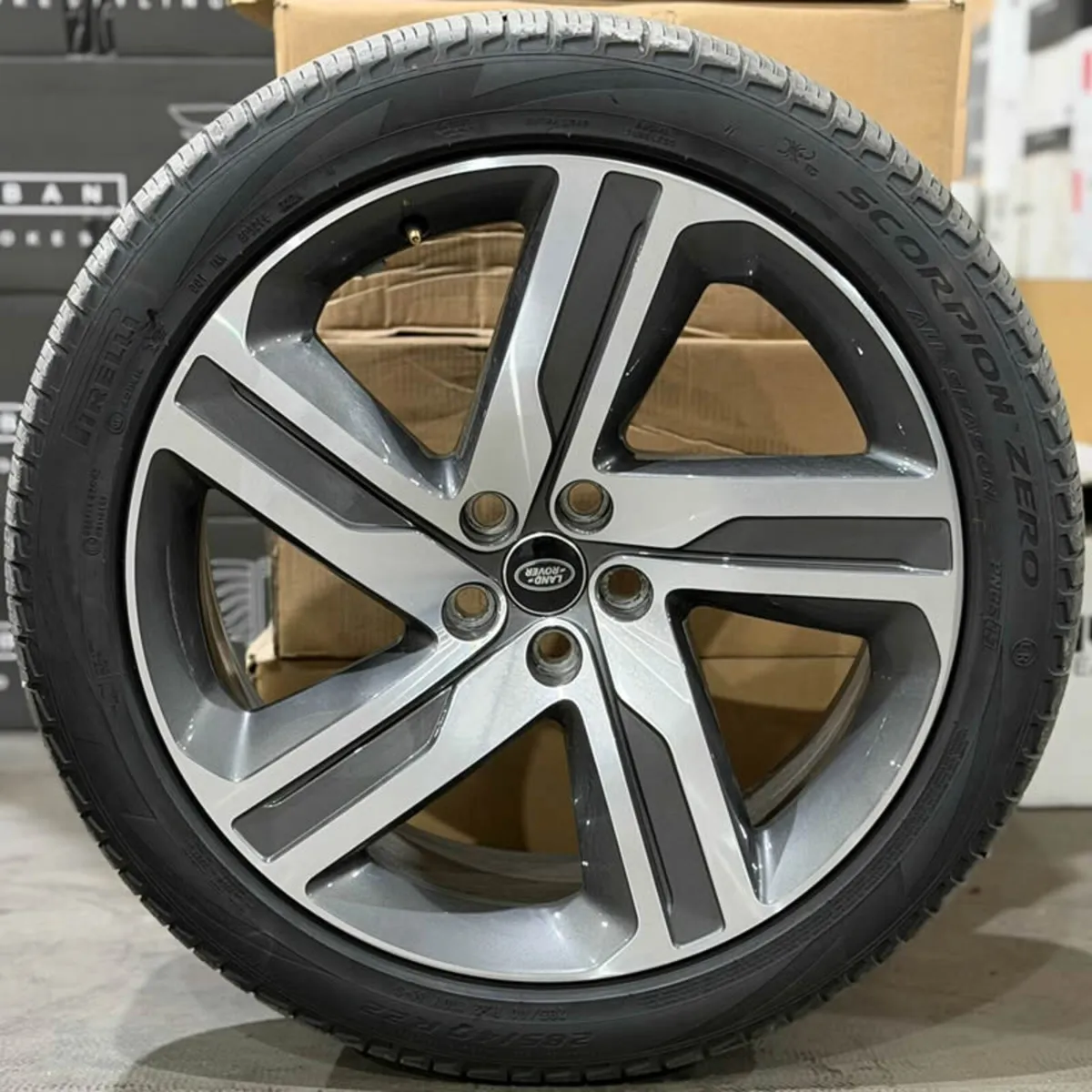 22" Genuine LAND ROVER DISCOVERY STYLE 5124 Alloy - Image 2