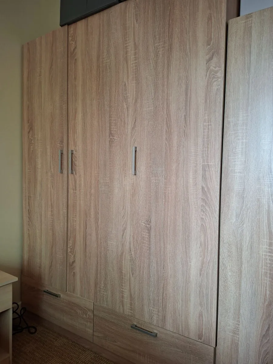 Wardrobe - Image 2