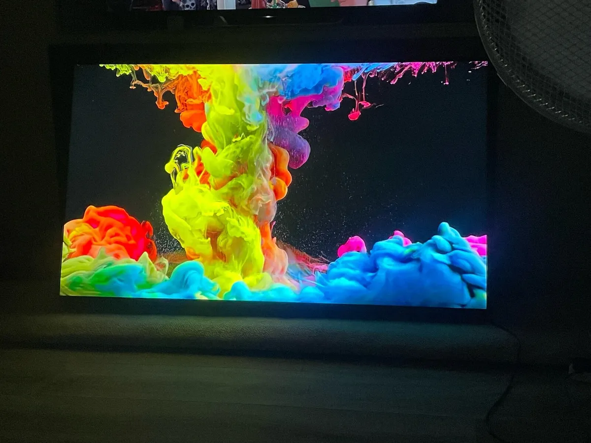 58” PHILIPS 4k ULTRA HD SMART TV - Image 4