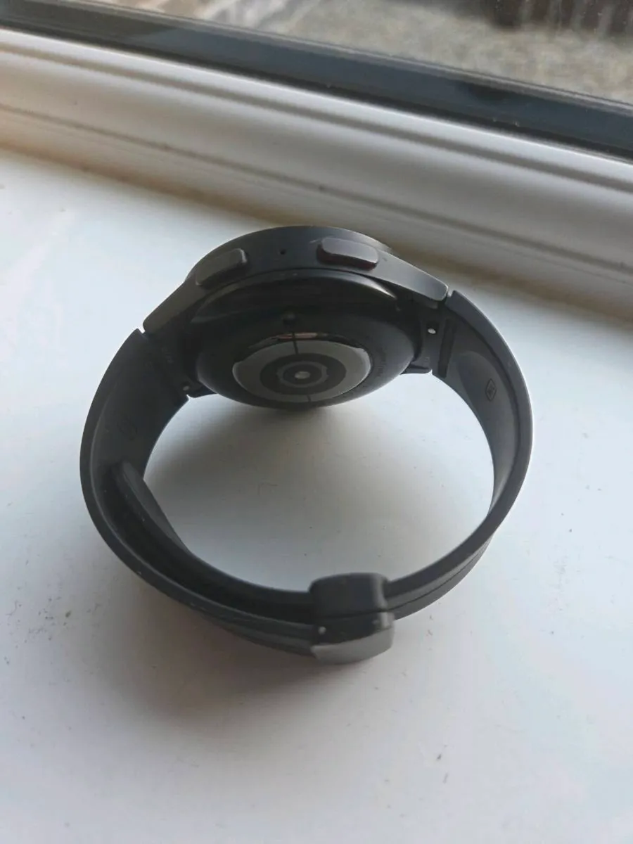 Samsung Galaxy 5 Pro Watch 45mm - Image 3