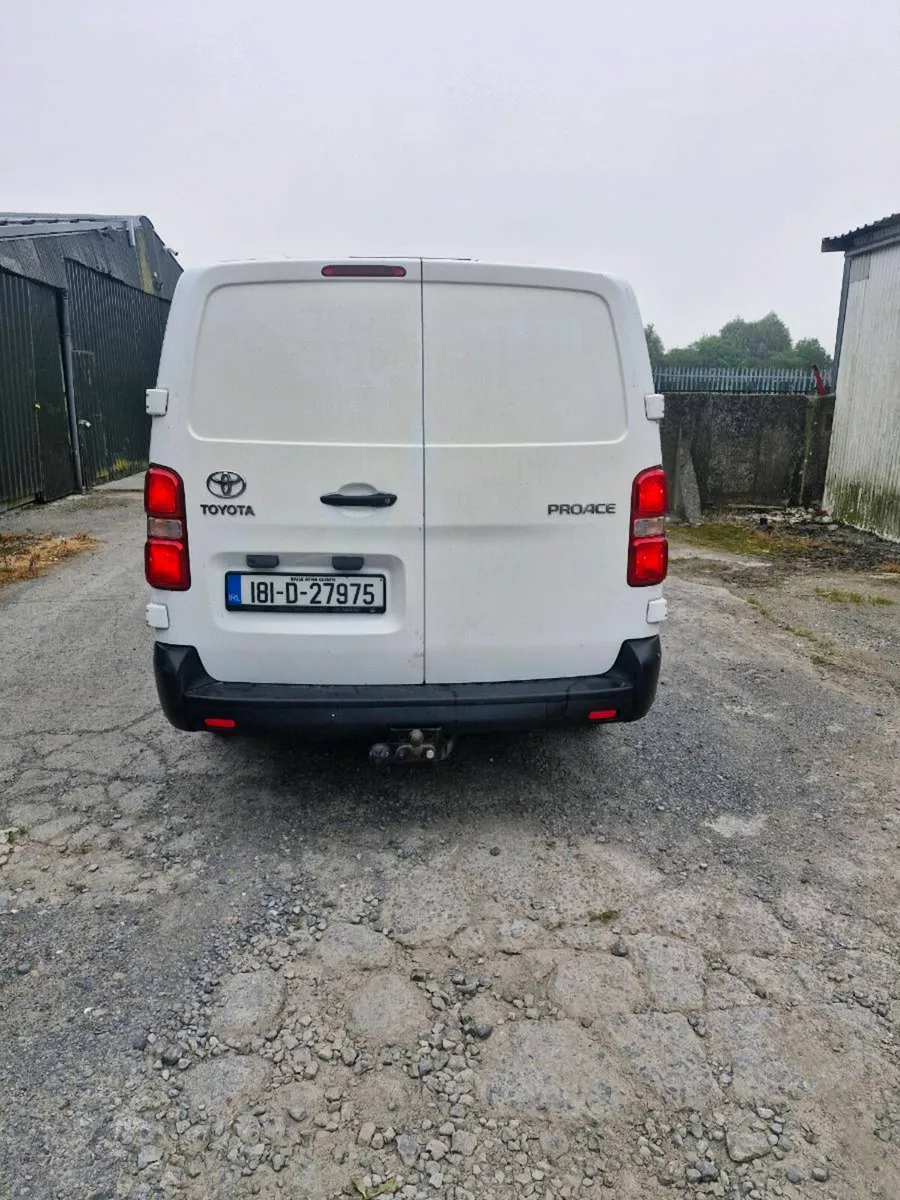 Van - Image 3