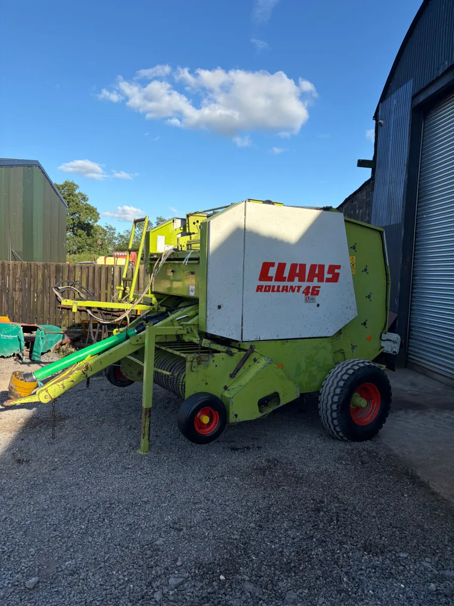 Claas Round Bailer - Image 1