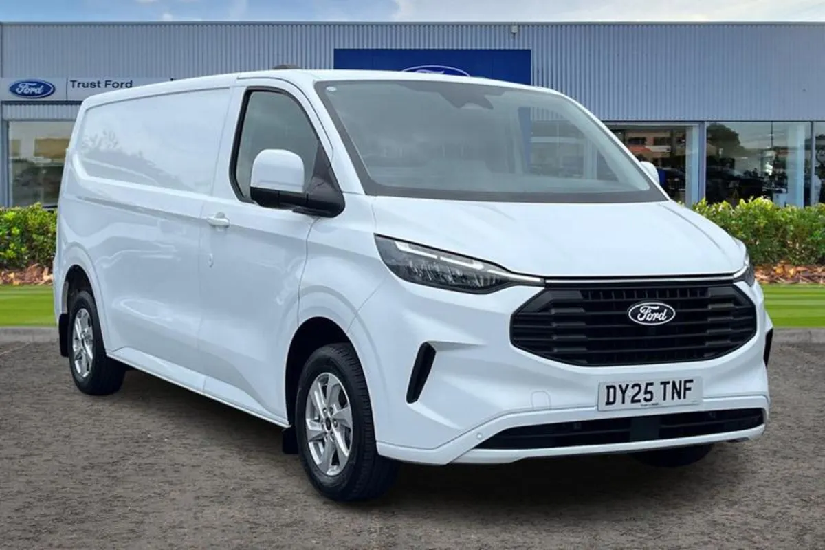 Ford Transit Custom LIMITED - Image 1