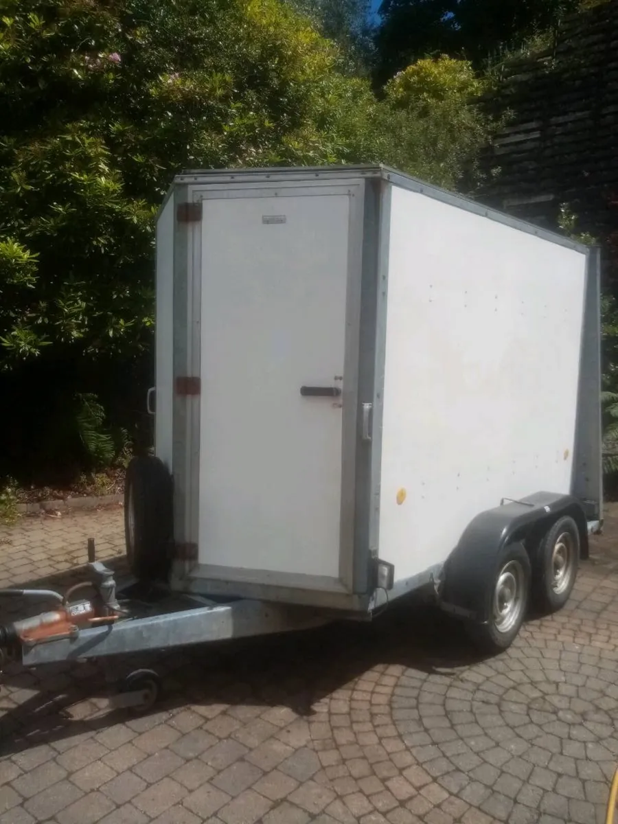 Ifor Williams box trailer - Image 1