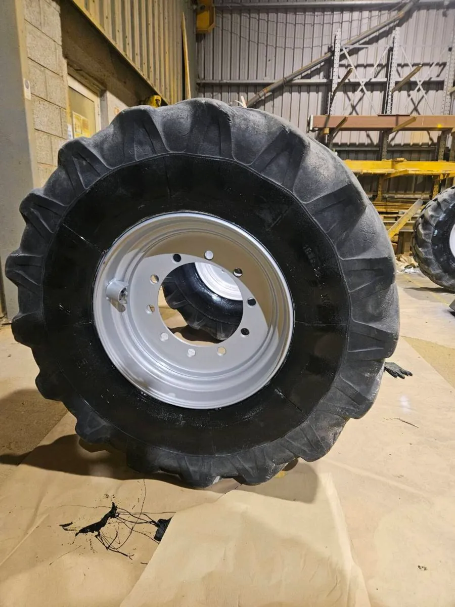 Wheels Respray on Site - Tractor-Dumper-Teleporter - Image 3