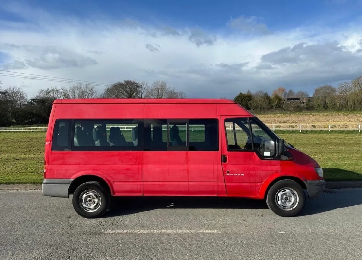 Ford Transit 2006 Minibus - Image 3