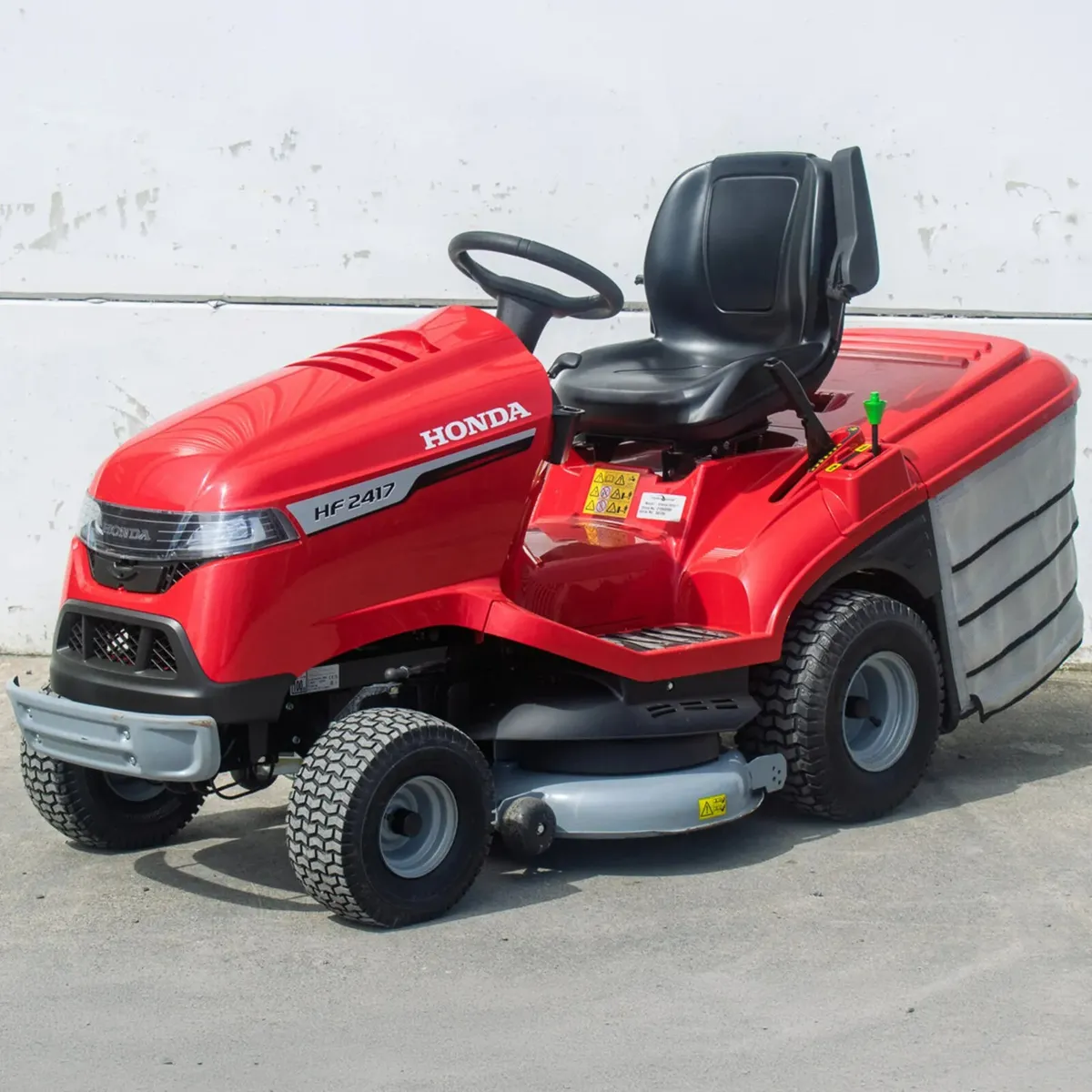Honda HF 2417 Lawnmower - Image 1