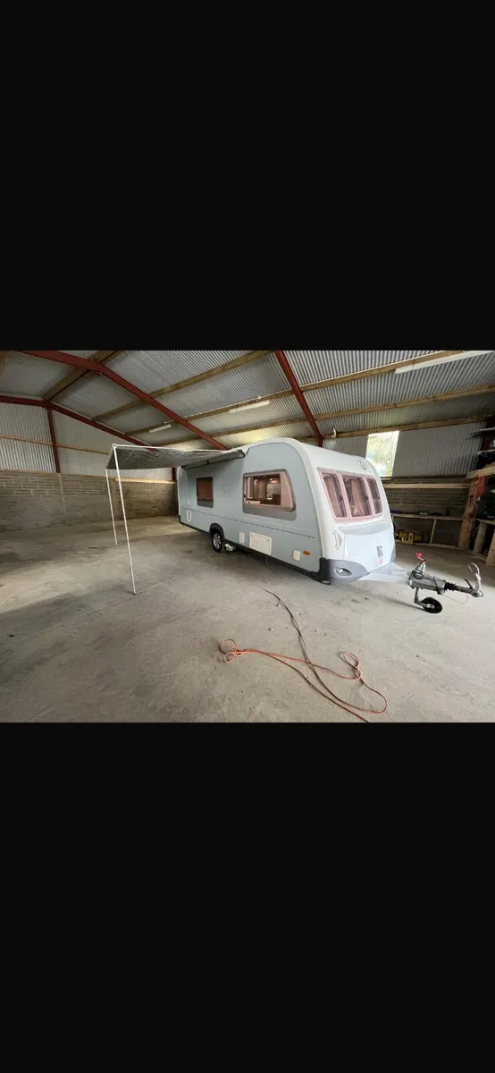 4 berth knaus caravan - Image 4