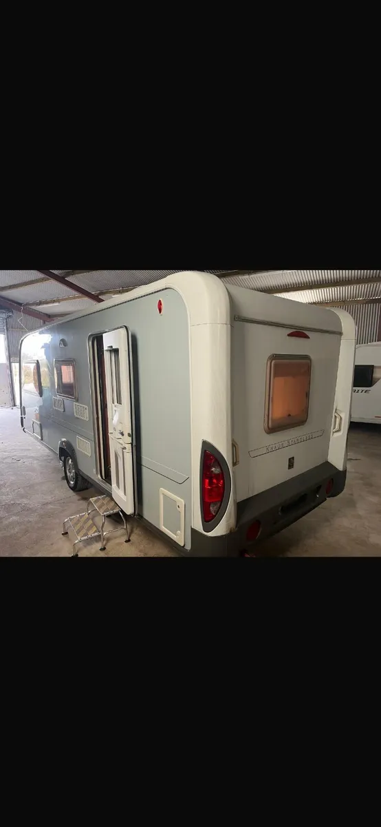 4 berth knaus caravan - Image 2