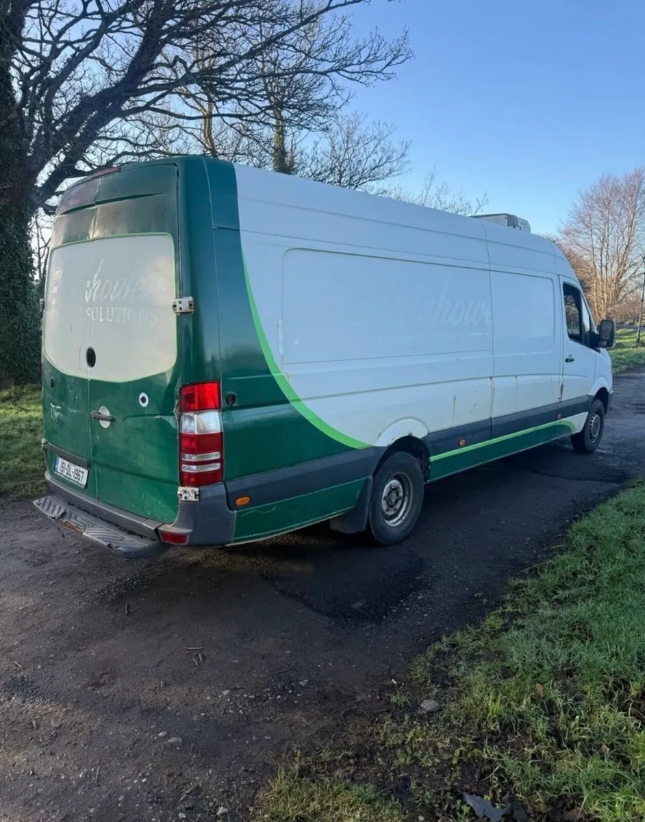 Mercedes Sprinter 2015 TwinWheel Axel - Image 2