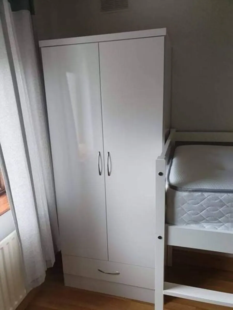 WARDROBES ( FULLY ASSEMBLED ) - Image 3