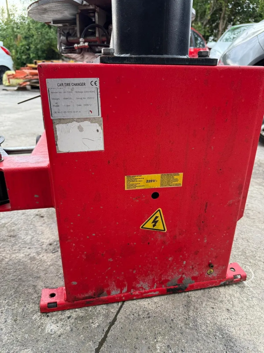 220V Car Tyre Changer  Working– Bead Press missing - Image 4