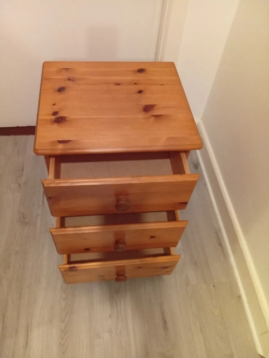 Pinewood Sturdy Quality Bedside Locker - Image 3