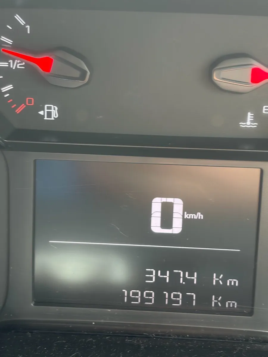 2021 Peugeot Partner - 1.5 diesel (Adblue) - Image 2