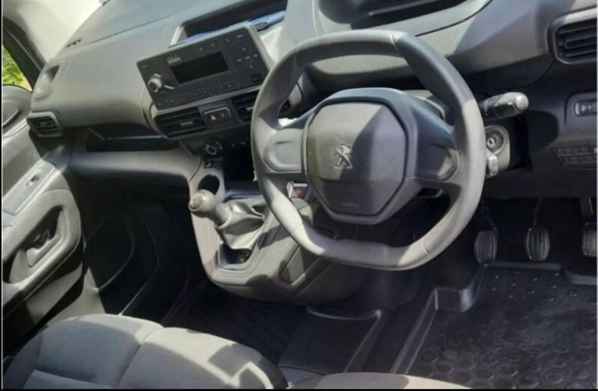 2021 Peugeot Partner - 1.5 diesel (Adblue) - Image 3