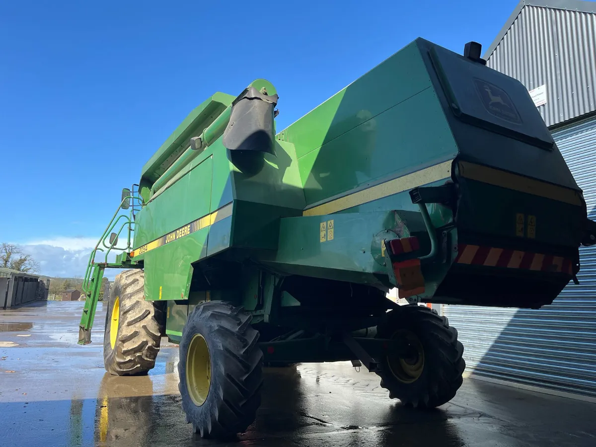 1996 John Deere 2054 - Image 3